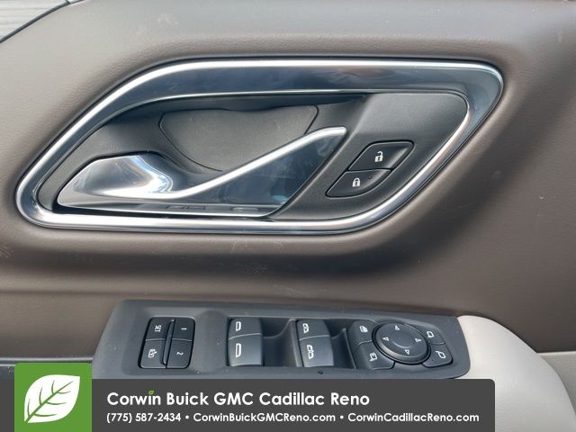 2024 GMC Yukon SLT 15