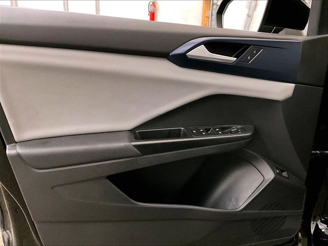 2022 Volkswagen Taos 1.5T SE  at Auto Express Mitsubishi