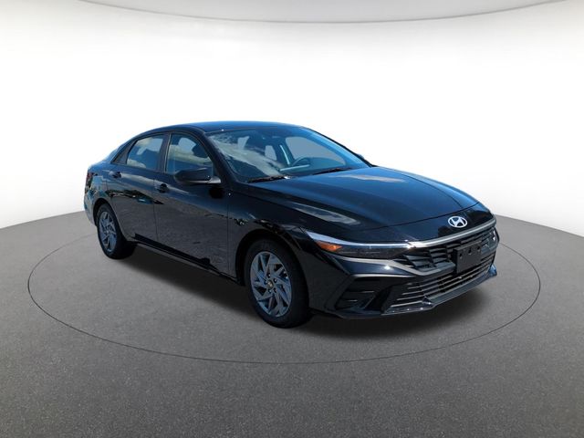 used 2025 Hyundai Elantra Hybrid car, priced at $22,800