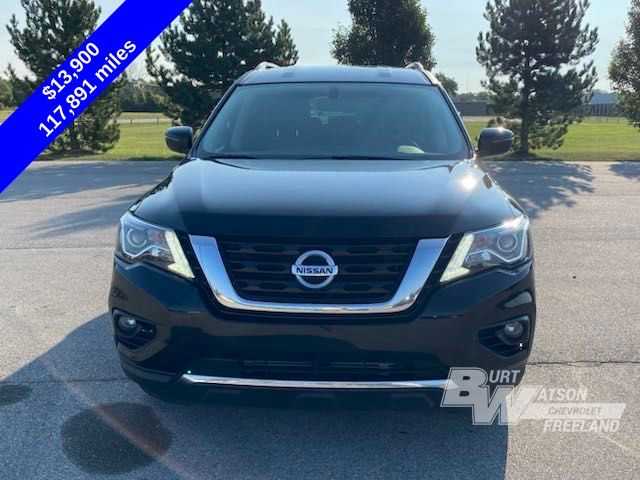 2019 Nissan Pathfinder SV 8