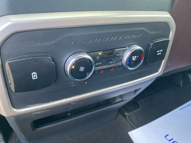 2023 Ford Expedition Max Limited photo