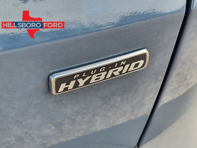 2025 Vapor Blue Metallic Ford Escape Base FWD SUV