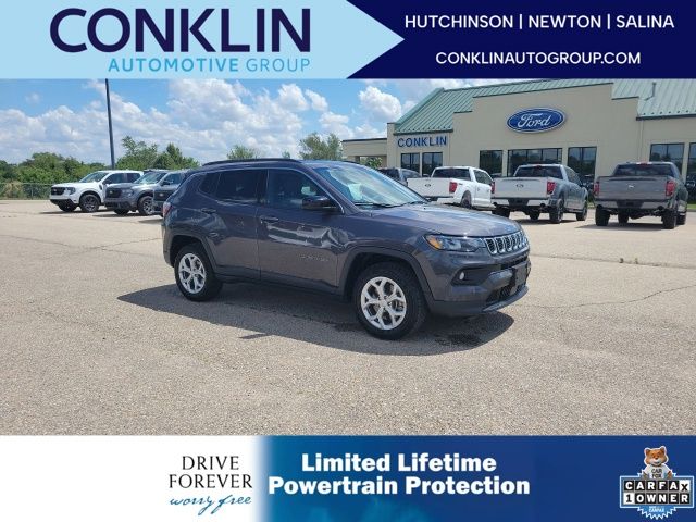 Baltic Gray Metallic Clearcoat 2024 Jeep Compass SUV / Crossover Four-Wheel Drive 8-Speed Automatic