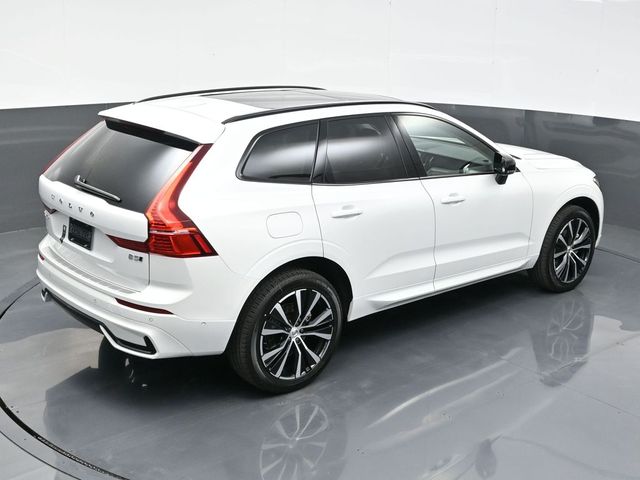 2025 Volvo XC60  photo