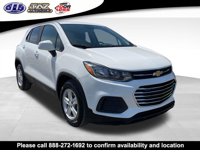 Summit White 2022 Chevrolet Trax LS FWD SUV / Crossover Front-Wheel Drive 6-Speed Automatic