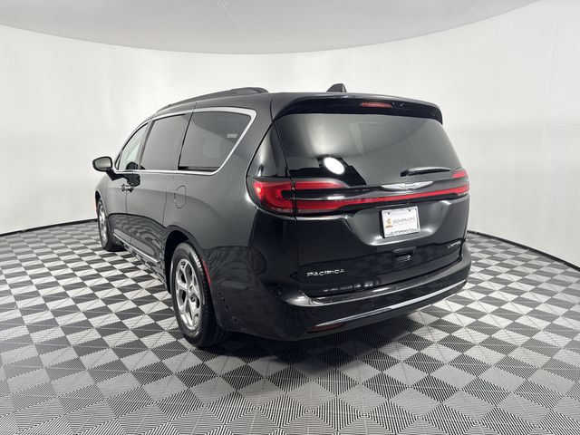 Used 2023 Chrysler Pacifica For Sale in Indianapolis, IN