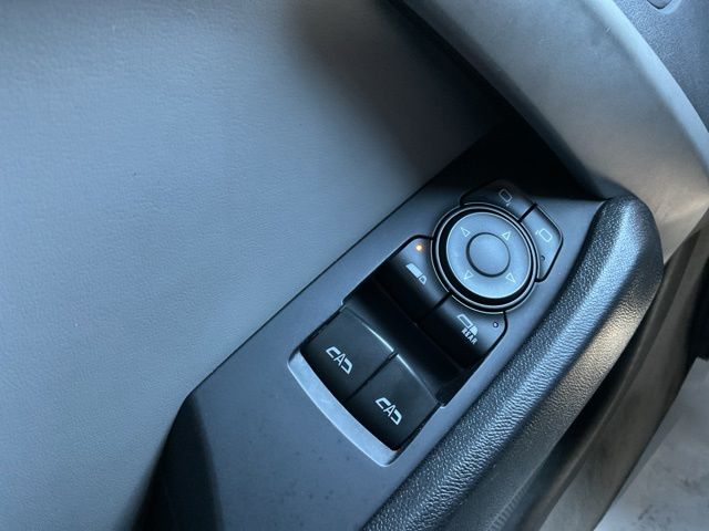 2018 Chevrolet Camaro 1LT - Photo 36