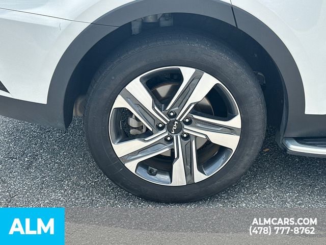 Used 2023 White Kia EX image 20