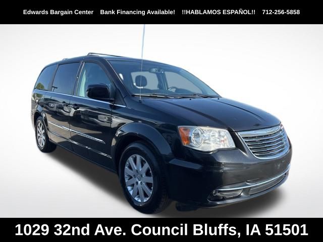 2015 Chrysler Town & Country Touring FWD