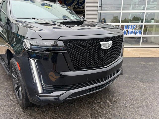 2023 Cadillac Escalade Sport Platinum - 4