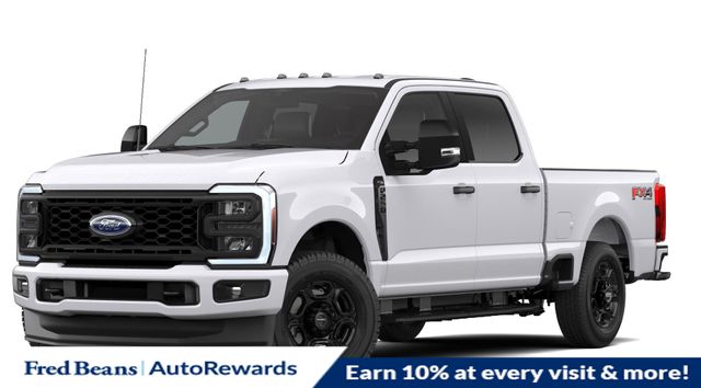 Oxford White 2026 Ford F-250 Super Duty XL Crew Cab 4WD Pickup Truck Four-Wheel Drive Automatic