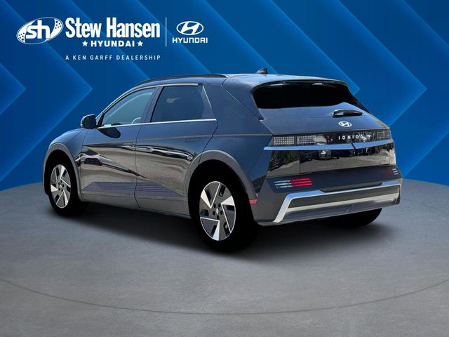 New 2026 Black Hyundai SEL image 5