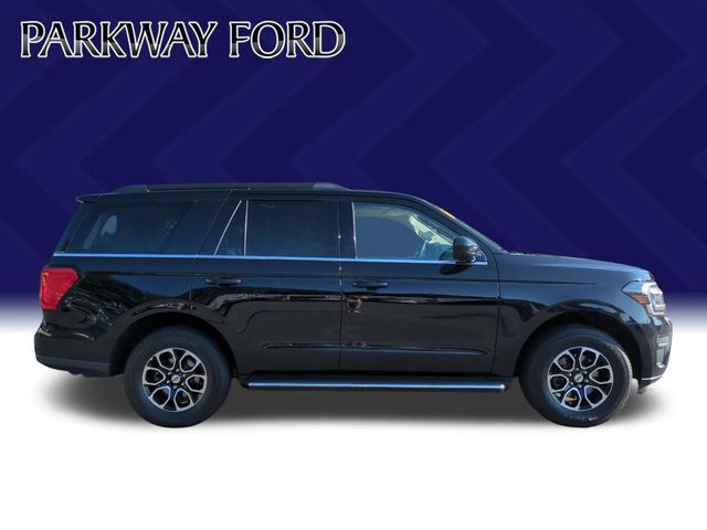 Used 2022 Black Ford XLT image 6
