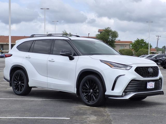 2023 Toyota Highlander XSE FWD
