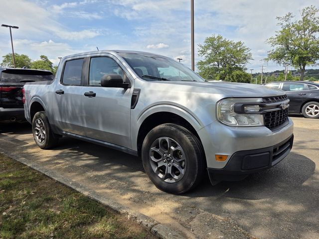 Silver Metallic 2022 Ford Maverick Pickup Truck Front-Wheel Drive 8-Speed Automatic
