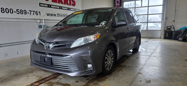 Predawn Gray Mica 2018 Toyota Sienna XLE 7-Passenger FWD with Auto-Access Seat Minivan Front-Wheel Drive 8-Speed Automatic