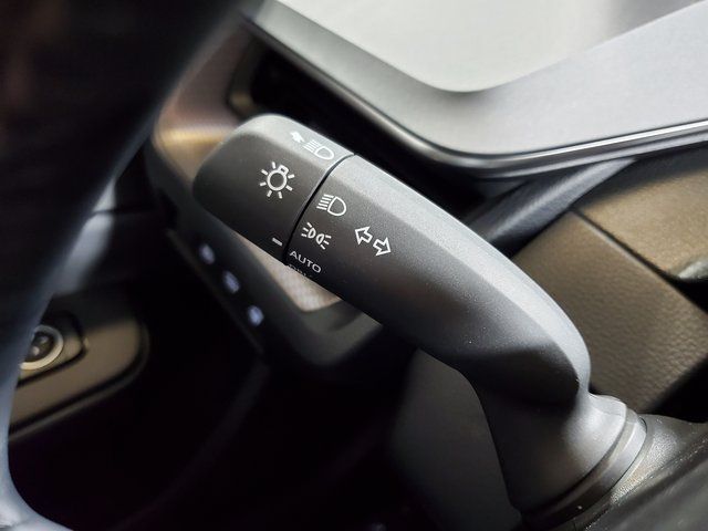 2024 Toyota Prius Limited photo