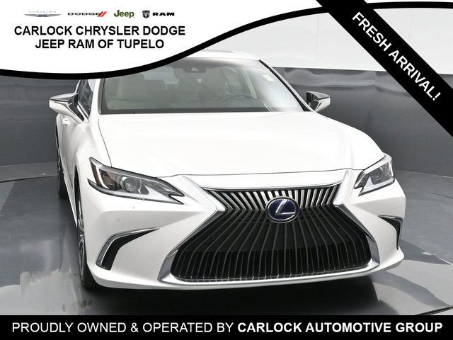 2020 Lexus ES 300h 5