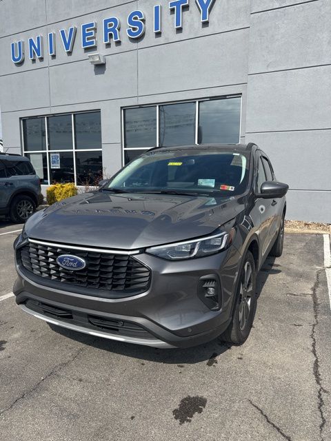 2024 Ford Escape Platinum AWD