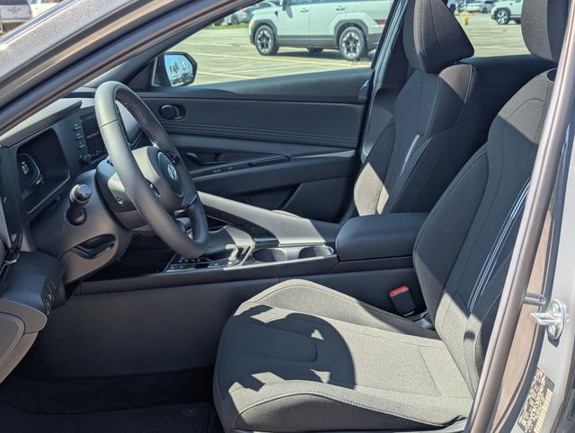 2026 Hyundai Elantra SEL Sport - 11