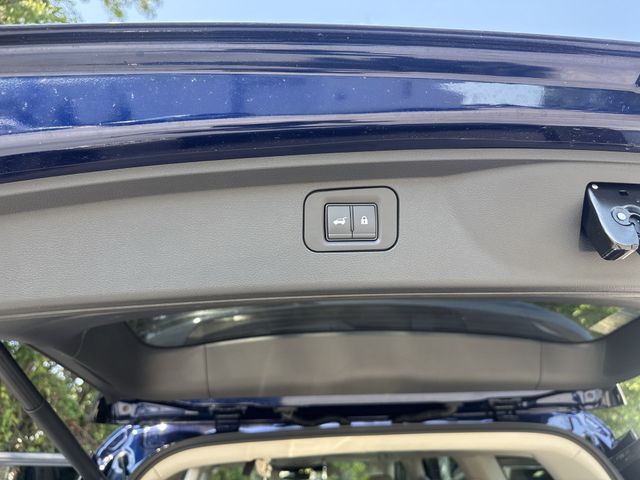 Used 2025 Blue Nissan Platinum image 14