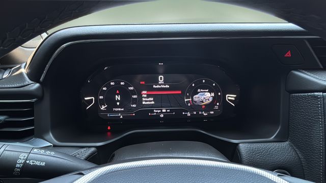 Used 2023 Silver GMC Denali image 15