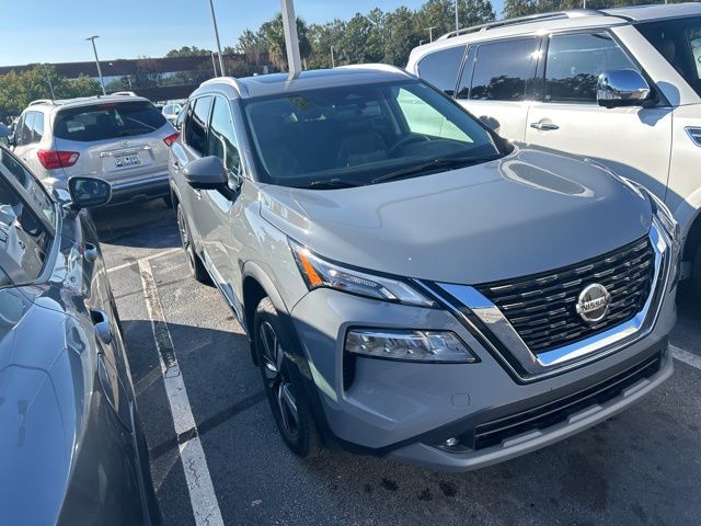 2021 Nissan Rogue SL 4