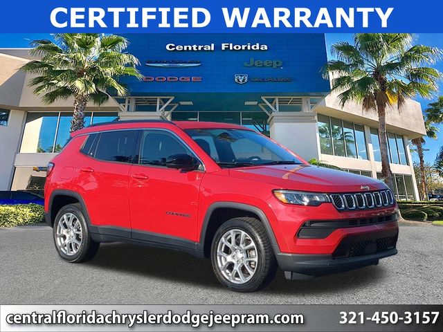 Redline Pearlcoat 2023 Jeep Compass Latitude Lux 4WD SUV / Crossover Four-Wheel Drive 8-Speed Automatic