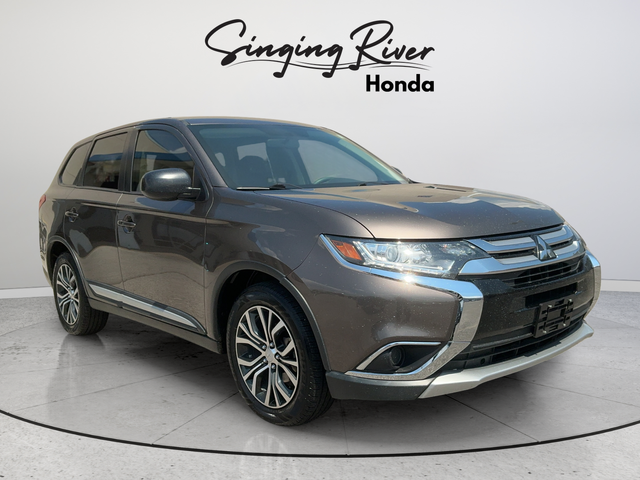 2018 Mitsubishi Outlander ES FWD