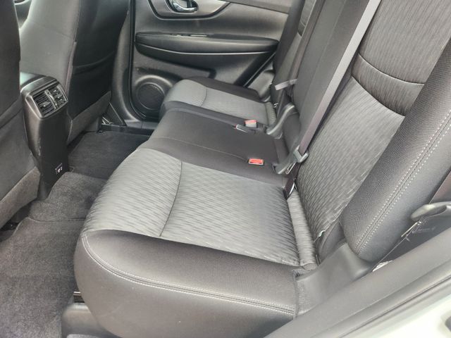2020 Nissan Rogue SV White at South Houston Nissan