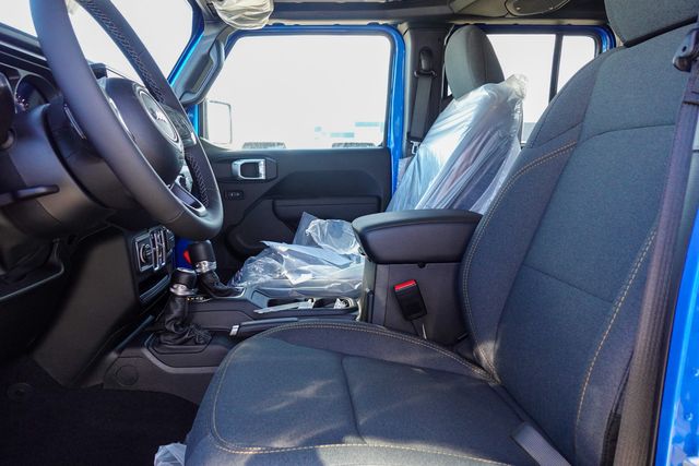 new 2026 Jeep Gladiator car, priced at $43,895