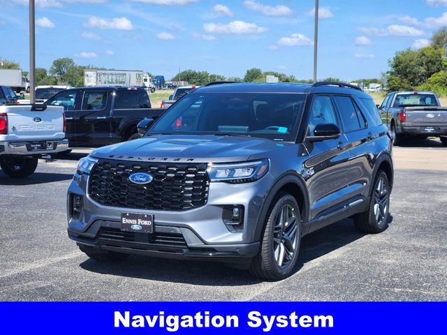 2025 Ford Explorer ST-Line 4