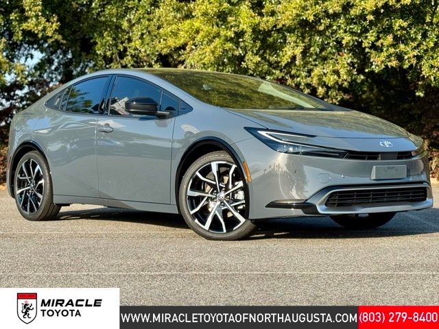 2026 Toyota Prius XSE's photo