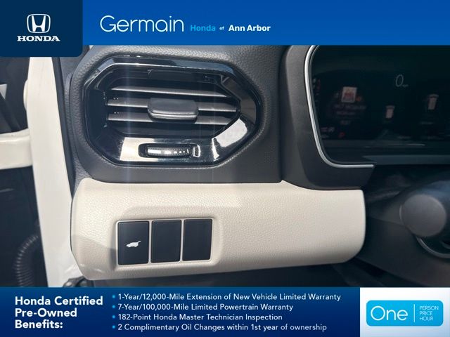 Certified Used 2026 Platinum White Pearl Honda RTL Blackout image 21