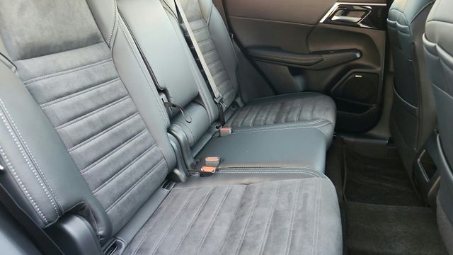 2025 Mitsubishi Outlander