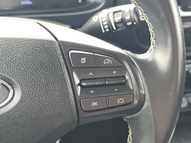 2024 Hyundai Venue Limited:B01873