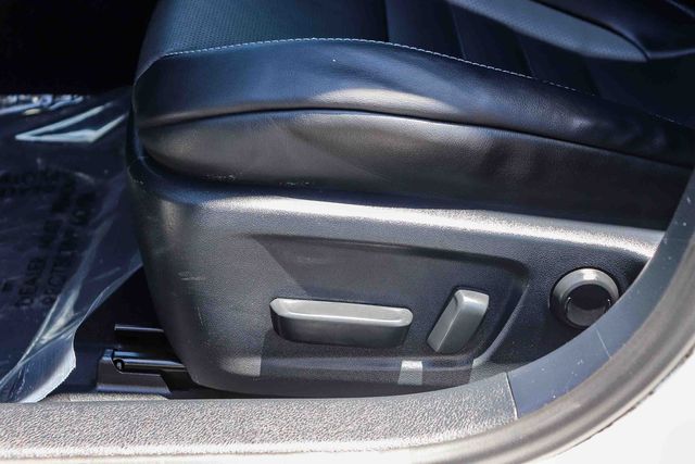 Used 2020 White Lexus 300 image 27