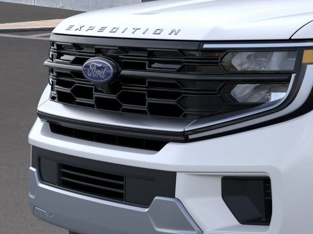 New 2026 White Ford Platinum image 17