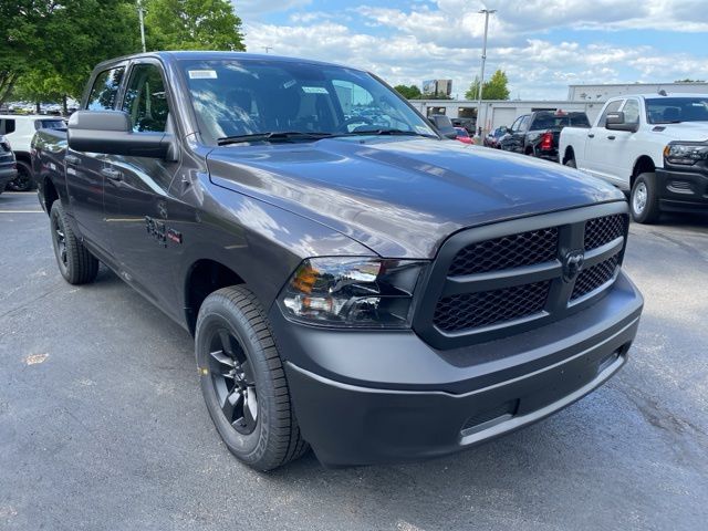 2024 Ram 1500 Classic Tradesman 3