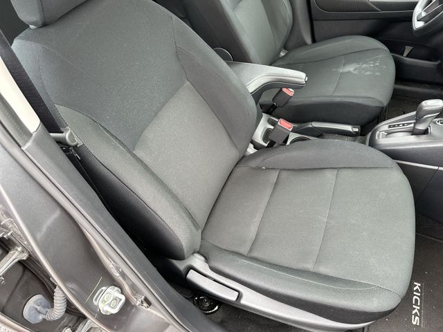 Used 2024 Gray Nissan S image 26