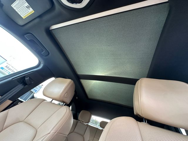 Used 2019  Porsche S image 29