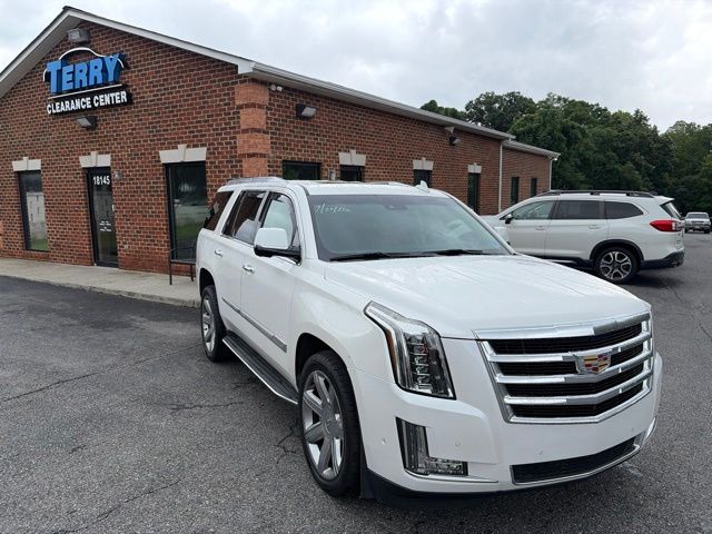 2019 Cadillac Escalade Luxury