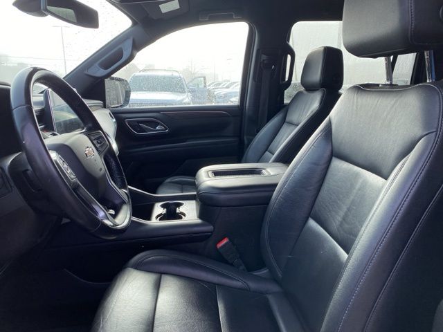 2021 Chevrolet Suburban LT photo