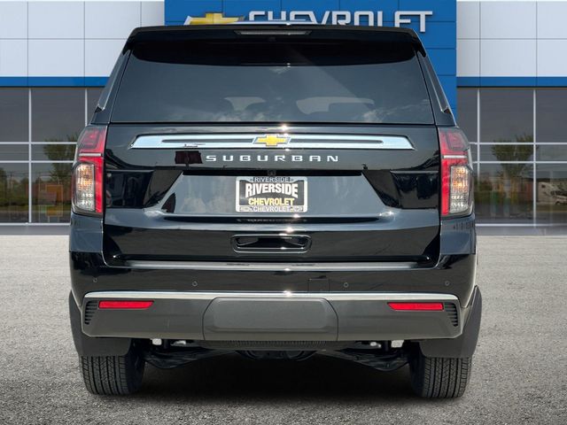 2024 Chevrolet Suburban LS 6