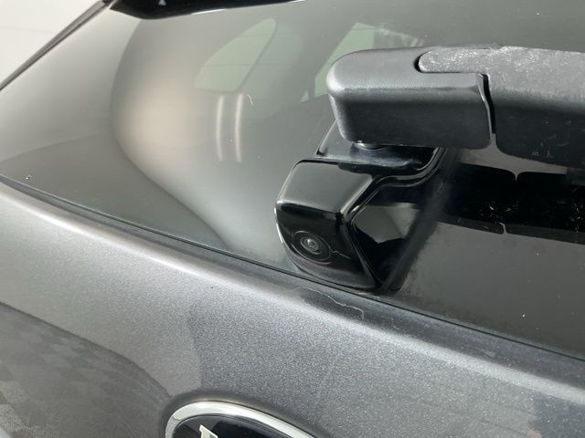 Used 2017 Gray Kia Touring image 9