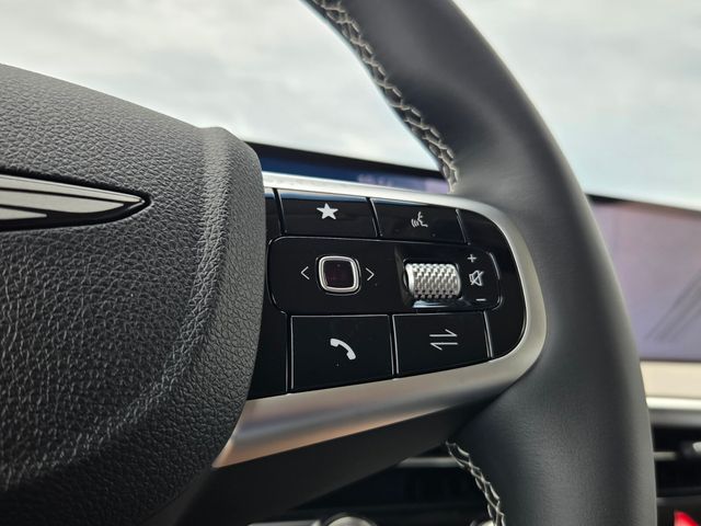 2027 Genesis Gv70