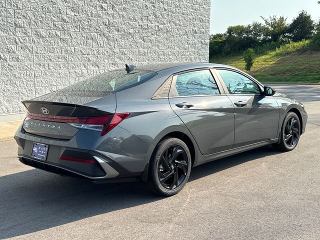 New 2026 Gray Hyundai SEL Sport image 5