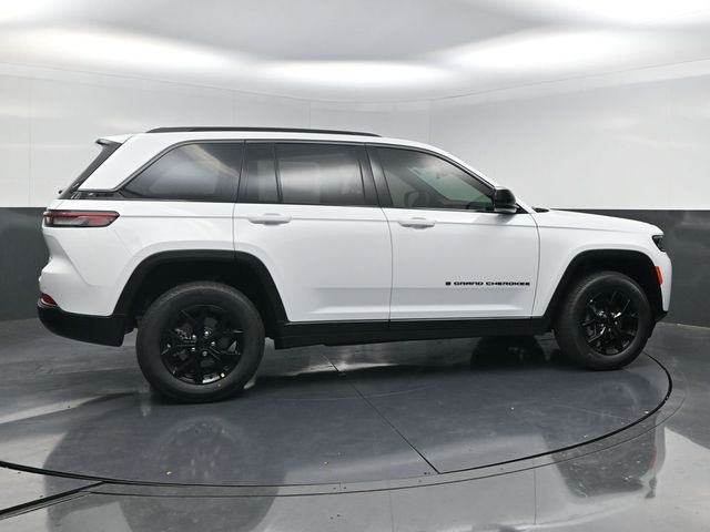 2026 Jeep Grand Cherokee Altitude - 5