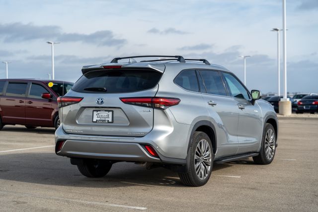 2021 Toyota Highlander Hybrid Platinum 7