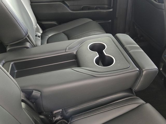 2025 Honda Pilot EX-L - Photo 15